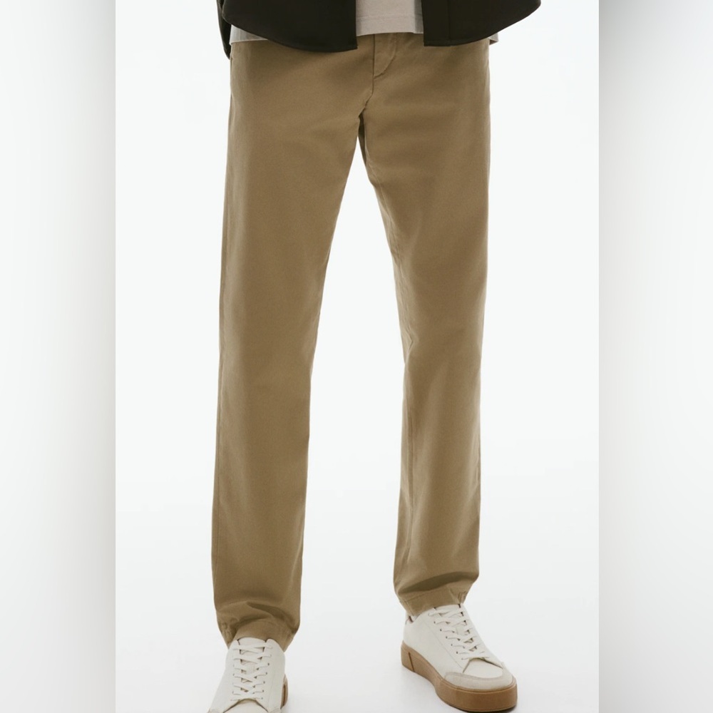 H&M men’s slim fit trousers​
